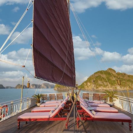 Heritage Line Violet Cruise - Halong Bay & Lan Ha Bay ฮาลอง ภายนอก รูปภาพ