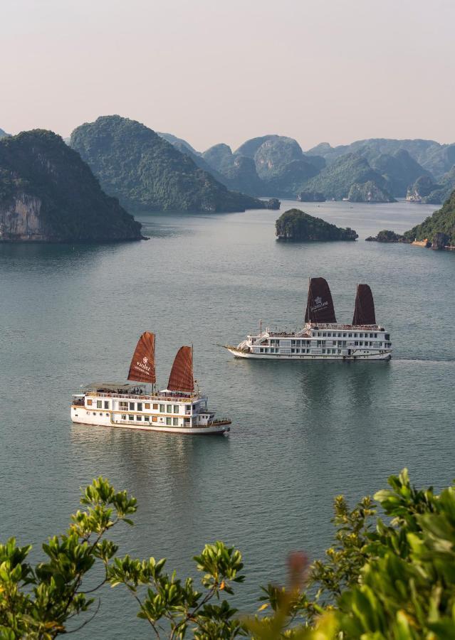 Heritage Line Violet Cruise - Halong Bay & Lan Ha Bay ฮาลอง ภายนอก รูปภาพ